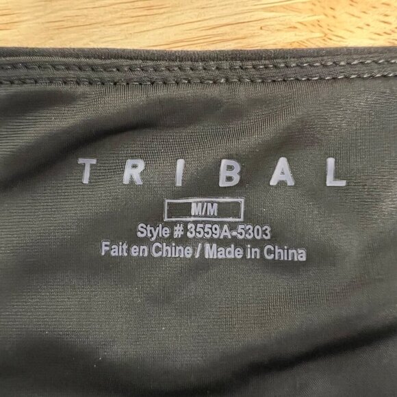 Tribal Women’s Mid Rise Cropped Ankle Lace Leggings Black Size Medium - Picture 8 of 9